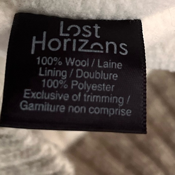 Lost Horizons Wool lined Sweater vest - Picture 6 of 10